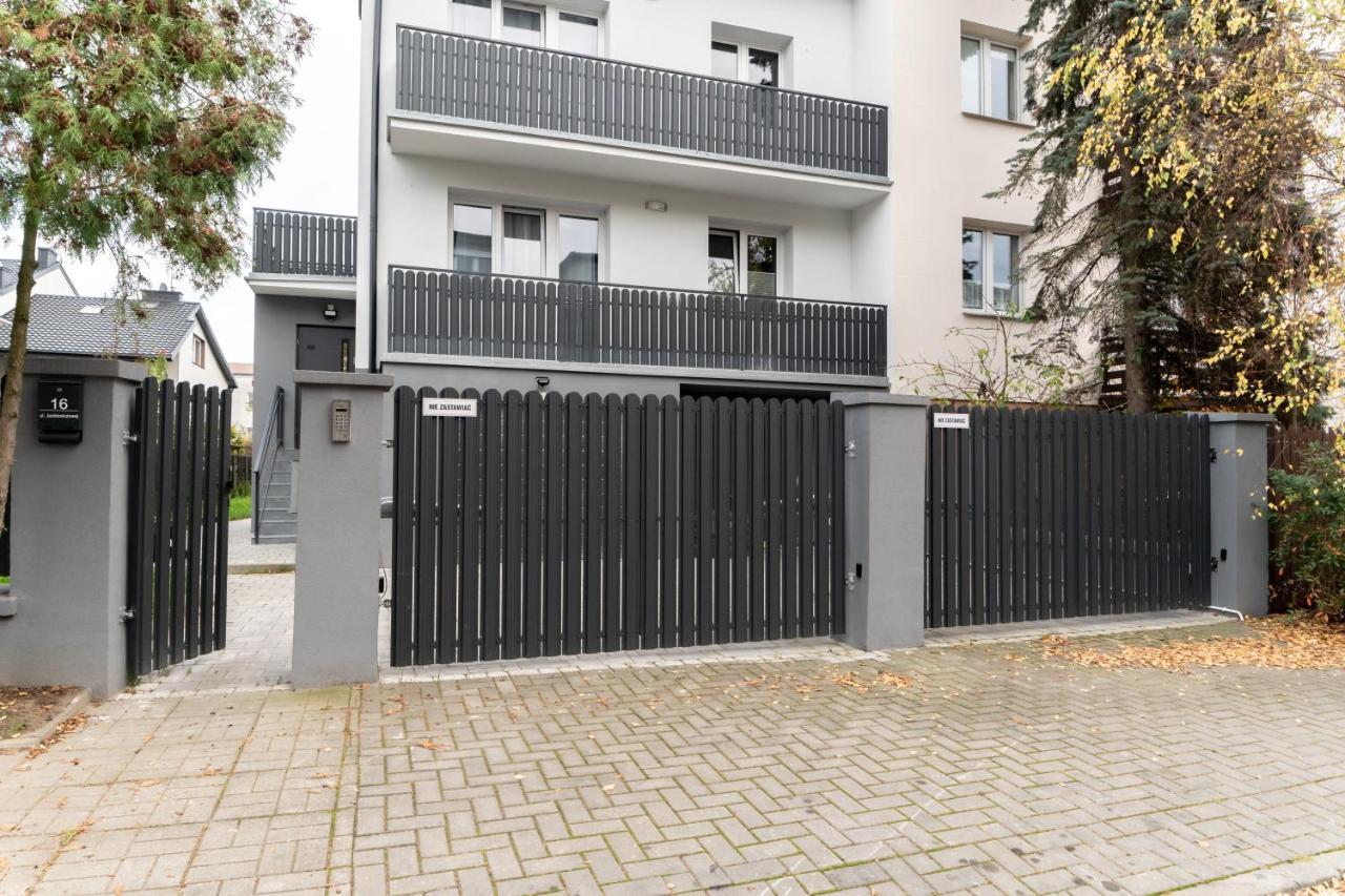 Uroczy, Przytulny Apartament Poddasze Radom Eksteriør billede